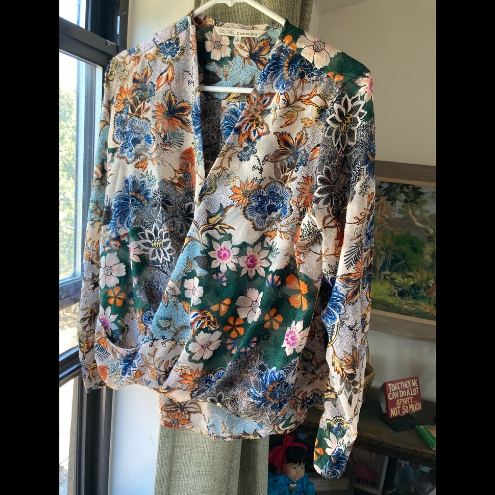Rachel Roy Floral long sleeve Top, Size 8